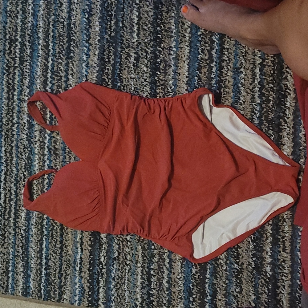 Bathing suit